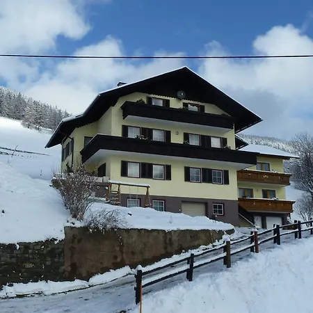 Ramsbacher Apartment *